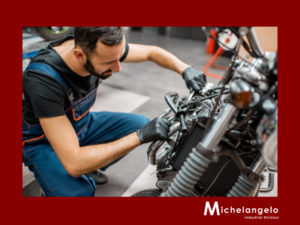 Corso meccanica e restauro moto